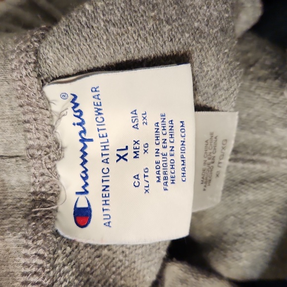 Champion Jayhawk sweatpants style shorts - Picture 4 of 4